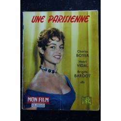 Collection VIE HEUREUSE  n° 32 * juin 1960  * RARE  COVER BRIGITTE BARDOT + 48 pages