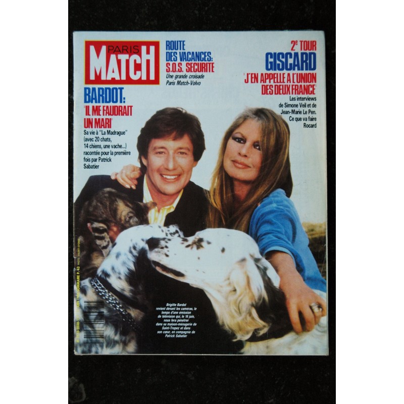 PARIS MATCH N° 1678   1981   Mireille DARC  Cover + 4 pages  Liz TAYLOR Sophie MARCEAU BO DEREK