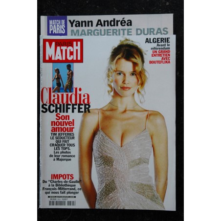 PARIS MATCH N° 2624 1999 COUVERTURE CLAUDIA SCHIFFER 8 PAGES SON NOUVEL AMOUR TIM