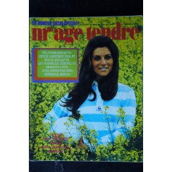 mademoiselle age tendre n°  63  *  février 1970  *   SYLVIE VARTAN  Mireille MATHIEU Beatles l'ours et la poupée