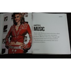 MADONNA - HER STORY Caroline Sullivan - Editions SevenOaks -  2014 LIVRE PHOTO GRAND FORMAT 258 pages